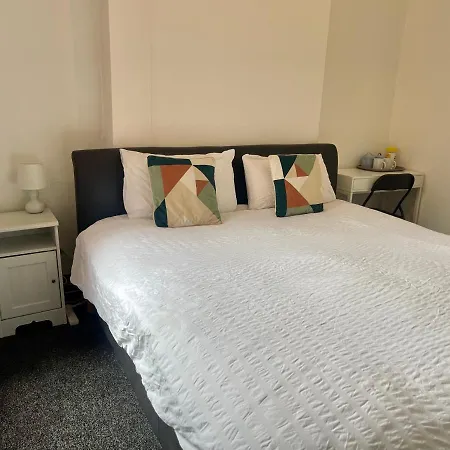 Large Double Bs11 Homestay